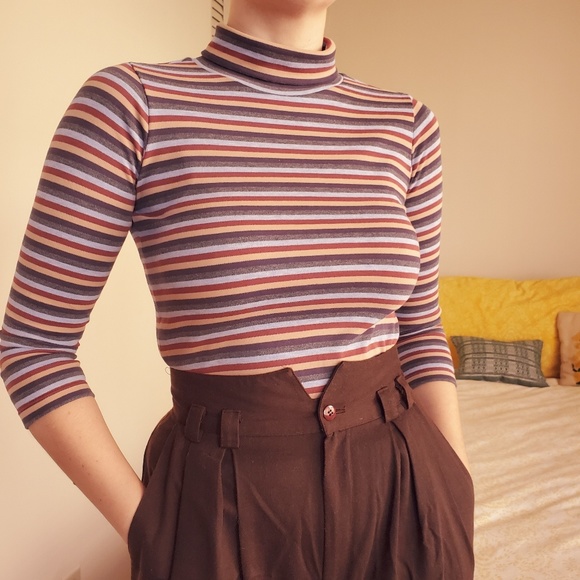 Uniqlo Sweaters - NWT Striped 3/4 Sleeve Mock Turtleneck Kids Size